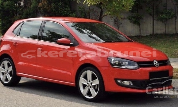 Buy Used Volkswagen Polo Red Car in Bandar Seri Begawan in Brunei-Muara
