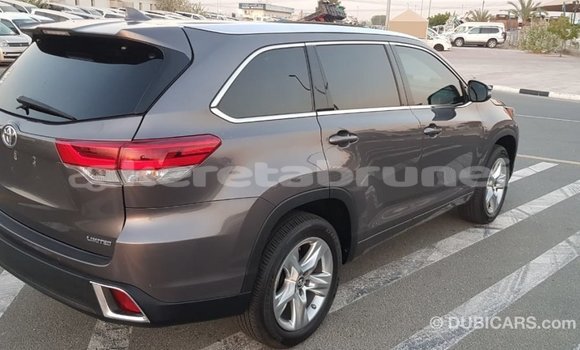 Buy Import Toyota Highlander Other Car in Import - Dubai in Belait Buy Import Toyota Highlander Other Car in Import - Dubai in Belait