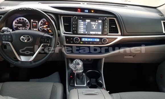 Buy Import Toyota Highlander Other Car in Import - Dubai in Belait Buy Import Toyota Highlander Other Car in Import - Dubai in Belait