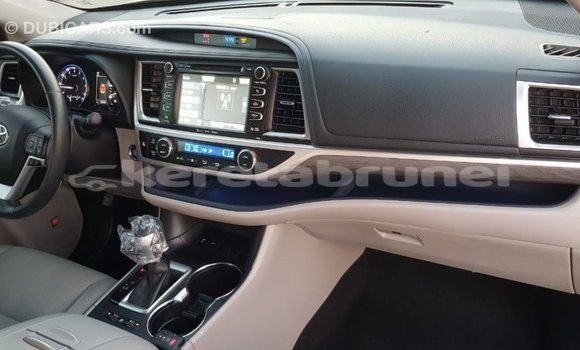 Buy Import Toyota Highlander Other Car in Import - Dubai in Belait Buy Import Toyota Highlander Other Car in Import - Dubai in Belait