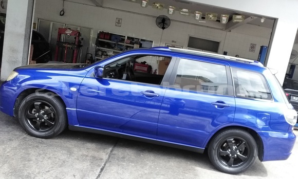 Buy Used Mitsubishi Airtrek Blue Car in Bandar Seri Begawan in Brunei-Muara