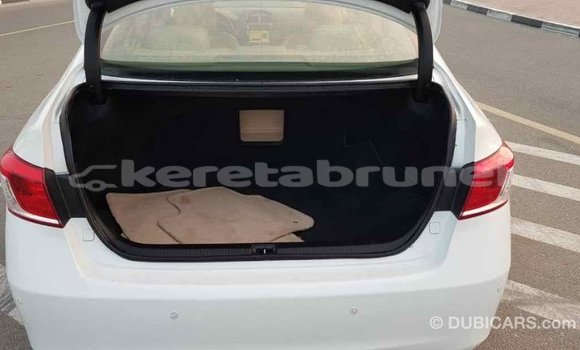 Buy Import Lexus ES White Car in Import - Dubai in Belait Buy Import Lexus ES White Car in Import - Dubai in Belait