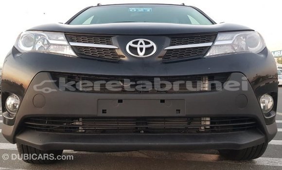 Buy Import Toyota HiAce Black Truck in Import - Dubai in Belait Buy Import Toyota HiAce Black Truck in Import - Dubai in Belait