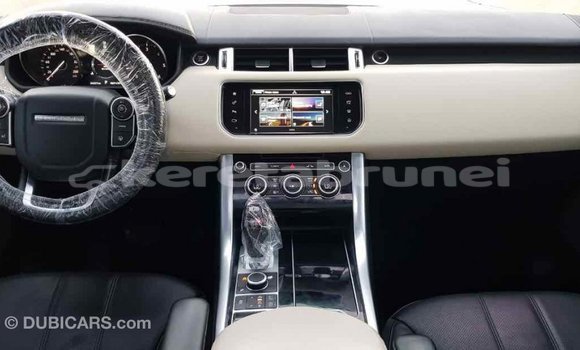 Buy Import Land Rover Range Rover White Car in Import - Dubai in Belait Buy Import Land Rover Range Rover White Car in Import - Dubai in Belait