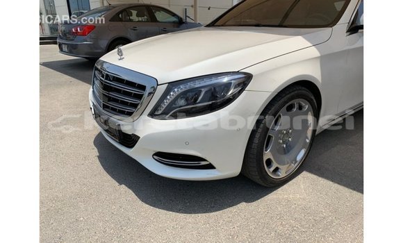 Buy Import Mercedes-Benz 190 White Car in Import - Dubai in Belait Buy Import Mercedes-Benz 190 White Car in Import - Dubai in Belait