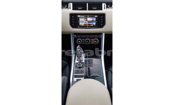 Buy Import Land Rover Range Rover White Car in Import - Dubai in Belait Buy Import Land Rover Range Rover White Car in Import - Dubai in Belait