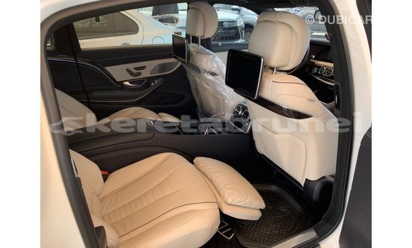Buy Import Mercedes-Benz 190 White Car in Import - Dubai in Belait Buy Import Mercedes-Benz 190 White Car in Import - Dubai in Belait