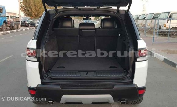 Buy Import Land Rover Range Rover White Car in Import - Dubai in Belait Buy Import Land Rover Range Rover White Car in Import - Dubai in Belait