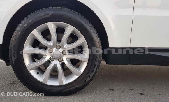 Buy Import Land Rover Range Rover White Car in Import - Dubai in Belait Buy Import Land Rover Range Rover White Car in Import - Dubai in Belait