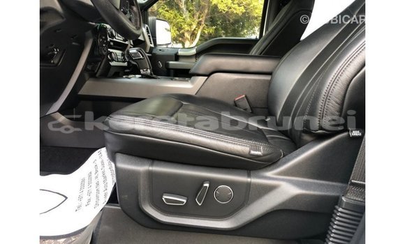 Buy Import Ford Club Wagon White Car in Import - Dubai in Belait Buy Import Ford Club Wagon White Car in Import - Dubai in Belait