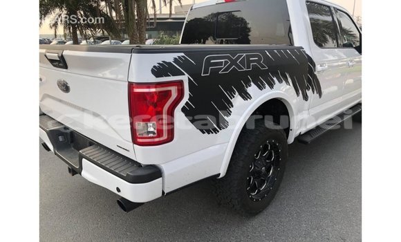 Buy Import Ford Club Wagon White Car in Import - Dubai in Belait Buy Import Ford Club Wagon White Car in Import - Dubai in Belait