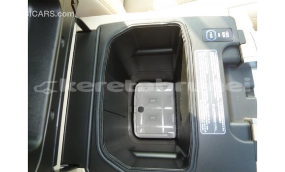 Buy Import Toyota Land Cruiser Black Car in Import - Dubai in Belait Buy Import Toyota Land Cruiser Black Car in Import - Dubai in Belait