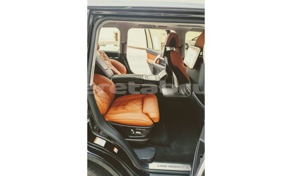 Buy Import Toyota Land Cruiser Black Car in Import - Dubai in Belait Buy Import Toyota Land Cruiser Black Car in Import - Dubai in Belait