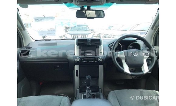 Buy Import Toyota Land Cruiser Black Car in Import - Dubai in Belait Buy Import Toyota Land Cruiser Black Car in Import - Dubai in Belait