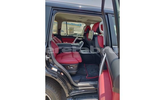 Buy Import Toyota Land Cruiser Black Car in Import - Dubai in Belait Buy Import Toyota Land Cruiser Black Car in Import - Dubai in Belait