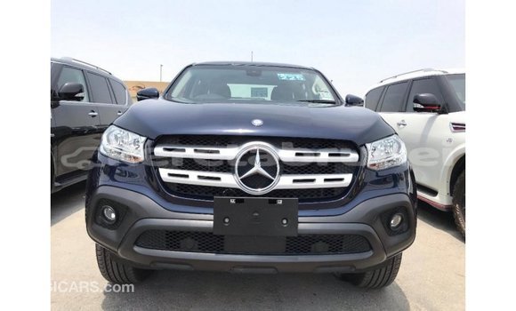 Buy Import Mercedes-Benz 250 Blue Car in Import - Dubai in Belait Buy Import Mercedes-Benz 250 Blue Car in Import - Dubai in Belait