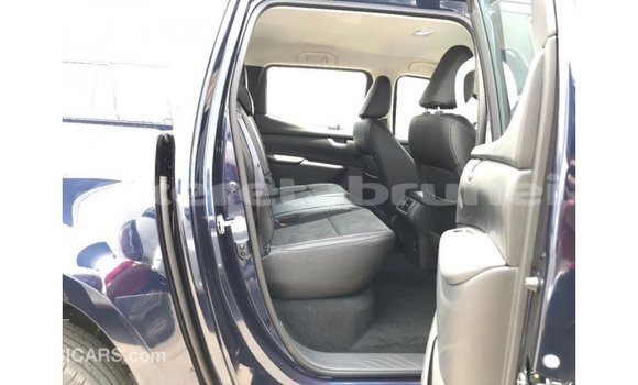 Buy Import Mercedes-Benz 250 Blue Car in Import - Dubai in Belait Buy Import Mercedes-Benz 250 Blue Car in Import - Dubai in Belait