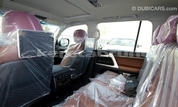 Buy Import Toyota Land Cruiser Black Car in Import - Dubai in Belait Buy Import Toyota Land Cruiser Black Car in Import - Dubai in Belait