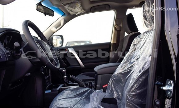 Buy Import Toyota Land Cruiser Black Car in Import - Dubai in Belait Buy Import Toyota Land Cruiser Black Car in Import - Dubai in Belait
