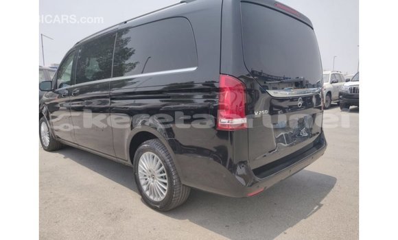Buy Import Mercedes-Benz 250 Black Car in Import - Dubai in Belait Buy Import Mercedes-Benz 250 Black Car in Import - Dubai in Belait