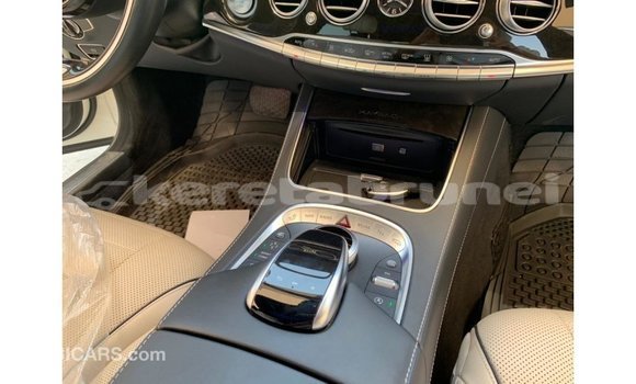 Buy Import Mercedes-Benz 190 White Car in Import - Dubai in Belait Buy Import Mercedes-Benz 190 White Car in Import - Dubai in Belait