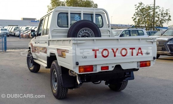 Buy Import Toyota Land Cruiser White Car in Import - Dubai in Belait Buy Import Toyota Land Cruiser White Car in Import - Dubai in Belait