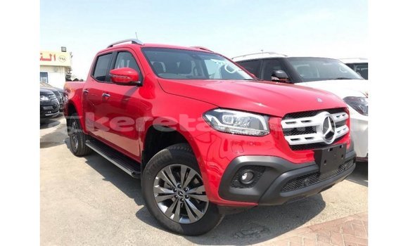 Buy Import Mercedes-Benz 250 Red Car in Import - Dubai in Belait Buy Import Mercedes-Benz 250 Red Car in Import - Dubai in Belait