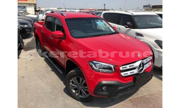 Buy Import Mercedes-Benz 250 Red Car in Import - Dubai in Belait Buy Import Mercedes-Benz 250 Red Car in Import - Dubai in Belait