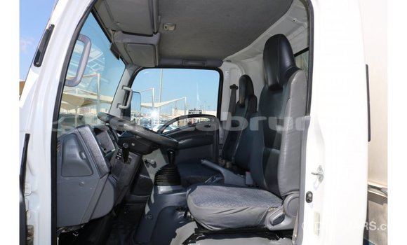 Buy Import Isuzu Rodeo White Car in Import - Dubai in Belait