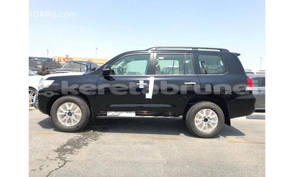 Buy Import Toyota Land Cruiser Black Car in Import - Dubai in Belait Buy Import Toyota Land Cruiser Black Car in Import - Dubai in Belait