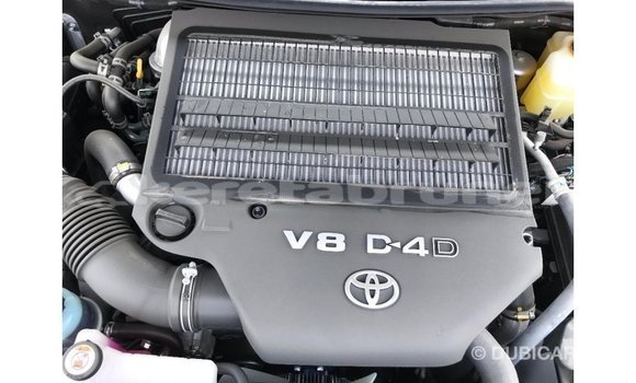 Buy Import Toyota Land Cruiser Black Car in Import - Dubai in Belait Buy Import Toyota Land Cruiser Black Car in Import - Dubai in Belait