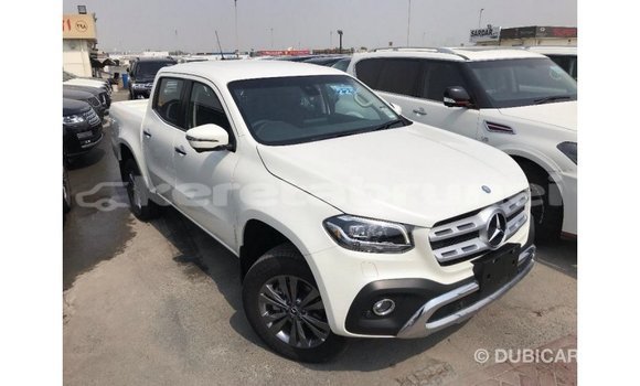 Buy Import Mercedes-Benz 250 White Car in Import - Dubai in Belait Buy Import Mercedes-Benz 250 White Car in Import - Dubai in Belait