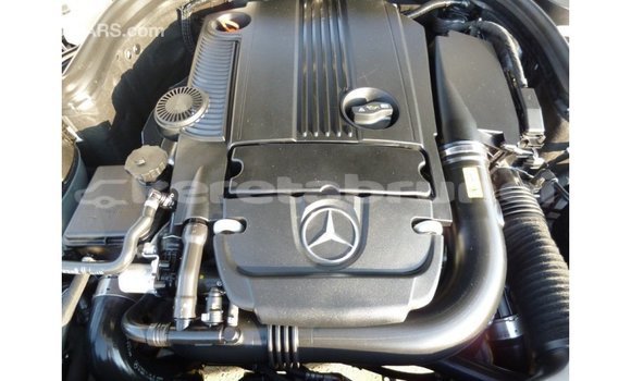 Buy Import Mercedes-Benz 200 White Car in Import - Dubai in Belait Buy Import Mercedes-Benz 200 White Car in Import - Dubai in Belait