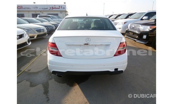 Buy Import Mercedes-Benz 200 White Car in Import - Dubai in Belait Buy Import Mercedes-Benz 200 White Car in Import - Dubai in Belait