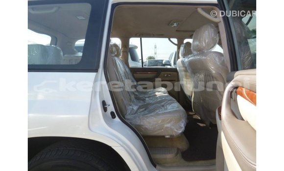 Buy Import Toyota Land Cruiser White Car in Import - Dubai in Belait Buy Import Toyota Land Cruiser White Car in Import - Dubai in Belait