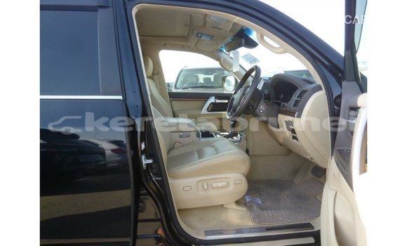 Buy Import Toyota Land Cruiser Black Car in Import - Dubai in Belait Buy Import Toyota Land Cruiser Black Car in Import - Dubai in Belait