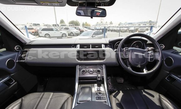 Buy Import Land Rover Range Rover Black Car in Import - Dubai in Belait Buy Import Land Rover Range Rover Black Car in Import - Dubai in Belait