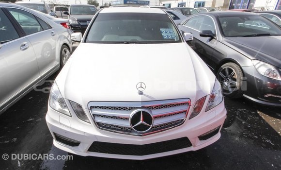 Buy Import Mercedes-Benz 200 White Car in Import - Dubai in Belait Buy Import Mercedes-Benz 200 White Car in Import - Dubai in Belait