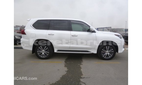 Buy Import Lexus LX White Car in Import - Dubai in Belait Buy Import Lexus LX White Car in Import - Dubai in Belait