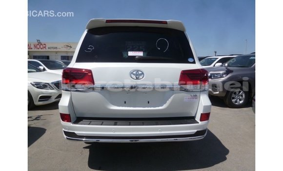 Buy Import Toyota Land Cruiser White Car in Import - Dubai in Belait Buy Import Toyota Land Cruiser White Car in Import - Dubai in Belait