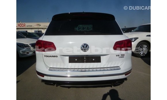 Buy Import Volkswagen Touareg White Car in Import - Dubai in Belait Buy Import Volkswagen Touareg White Car in Import - Dubai in Belait