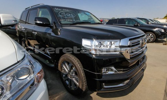 Buy Import Toyota Land Cruiser Black Car in Import - Dubai in Belait Buy Import Toyota Land Cruiser Black Car in Import - Dubai in Belait