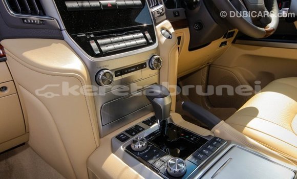 Buy Import Toyota Land Cruiser Black Car in Import - Dubai in Belait Buy Import Toyota Land Cruiser Black Car in Import - Dubai in Belait