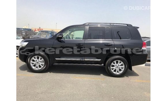 Buy Import Toyota Land Cruiser Black Car in Import - Dubai in Belait Buy Import Toyota Land Cruiser Black Car in Import - Dubai in Belait
