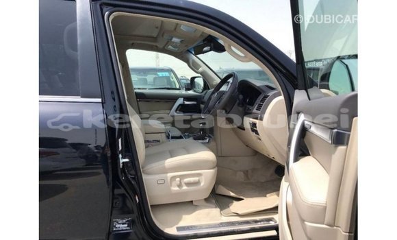 Buy Import Toyota Land Cruiser Black Car in Import - Dubai in Belait Buy Import Toyota Land Cruiser Black Car in Import - Dubai in Belait