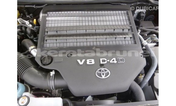 Buy Import Toyota Land Cruiser Brown Car in Import - Dubai in Belait Buy Import Toyota Land Cruiser Brown Car in Import - Dubai in Belait