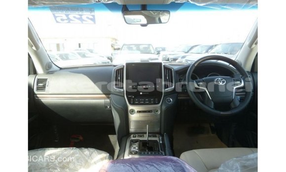 Buy Import Toyota Land Cruiser Black Car in Import - Dubai in Belait Buy Import Toyota Land Cruiser Black Car in Import - Dubai in Belait