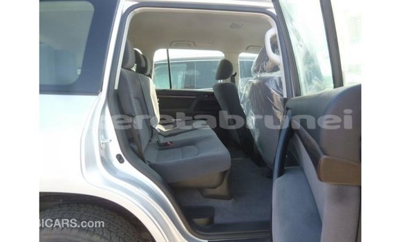Buy Import Toyota Land Cruiser Other Car in Import - Dubai in Belait Buy Import Toyota Land Cruiser Other Car in Import - Dubai in Belait