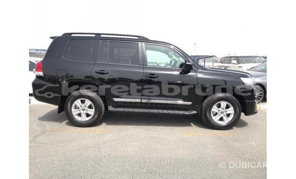 Buy Import Toyota Land Cruiser Black Car in Import - Dubai in Belait Buy Import Toyota Land Cruiser Black Car in Import - Dubai in Belait