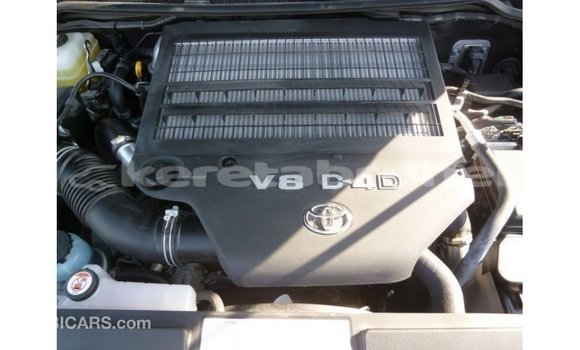 Buy Import Toyota Land Cruiser Black Car in Import - Dubai in Belait Buy Import Toyota Land Cruiser Black Car in Import - Dubai in Belait